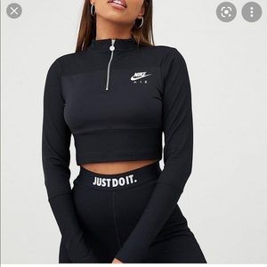 nike half zip crop top